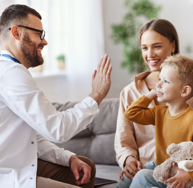 kid happy seeing doctor